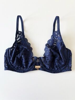NWOT Morgan de Toi Underwire Plunge Bra